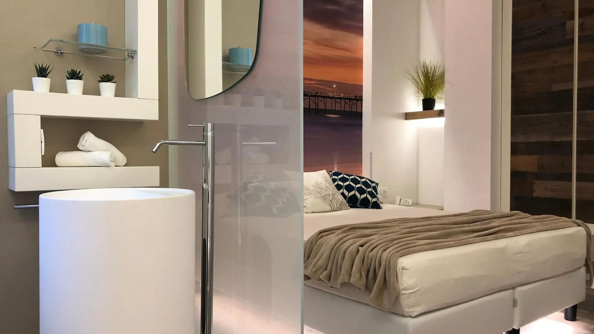 Hotel Liberty Beach - Parking & Beach Included Riccione