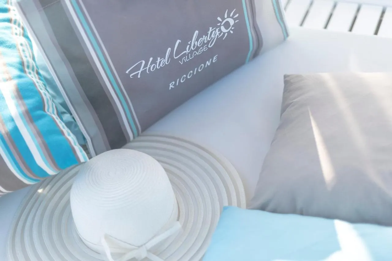 Hotel Liberty Beach - Parking & Beach Included Riccione